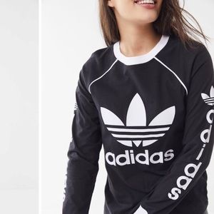 Adidas Sweatshirt
